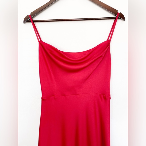Fame & Partners Red Cowl Neck Long Dress - Picture 4 of 11